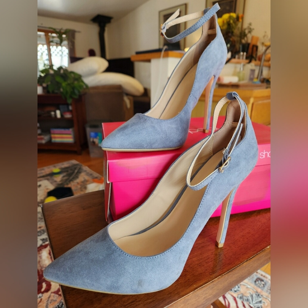 Elegant Blue High Heels